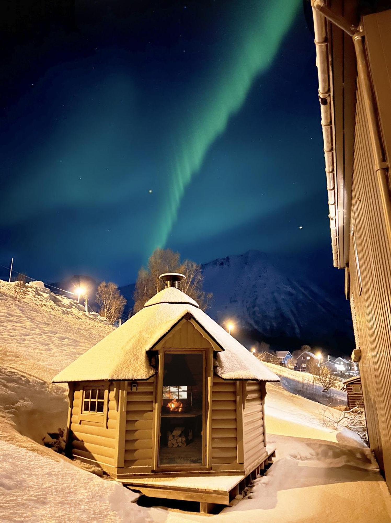 Segla Guesthouse - With View Of Fjord Fjordgard エクステリア 写真