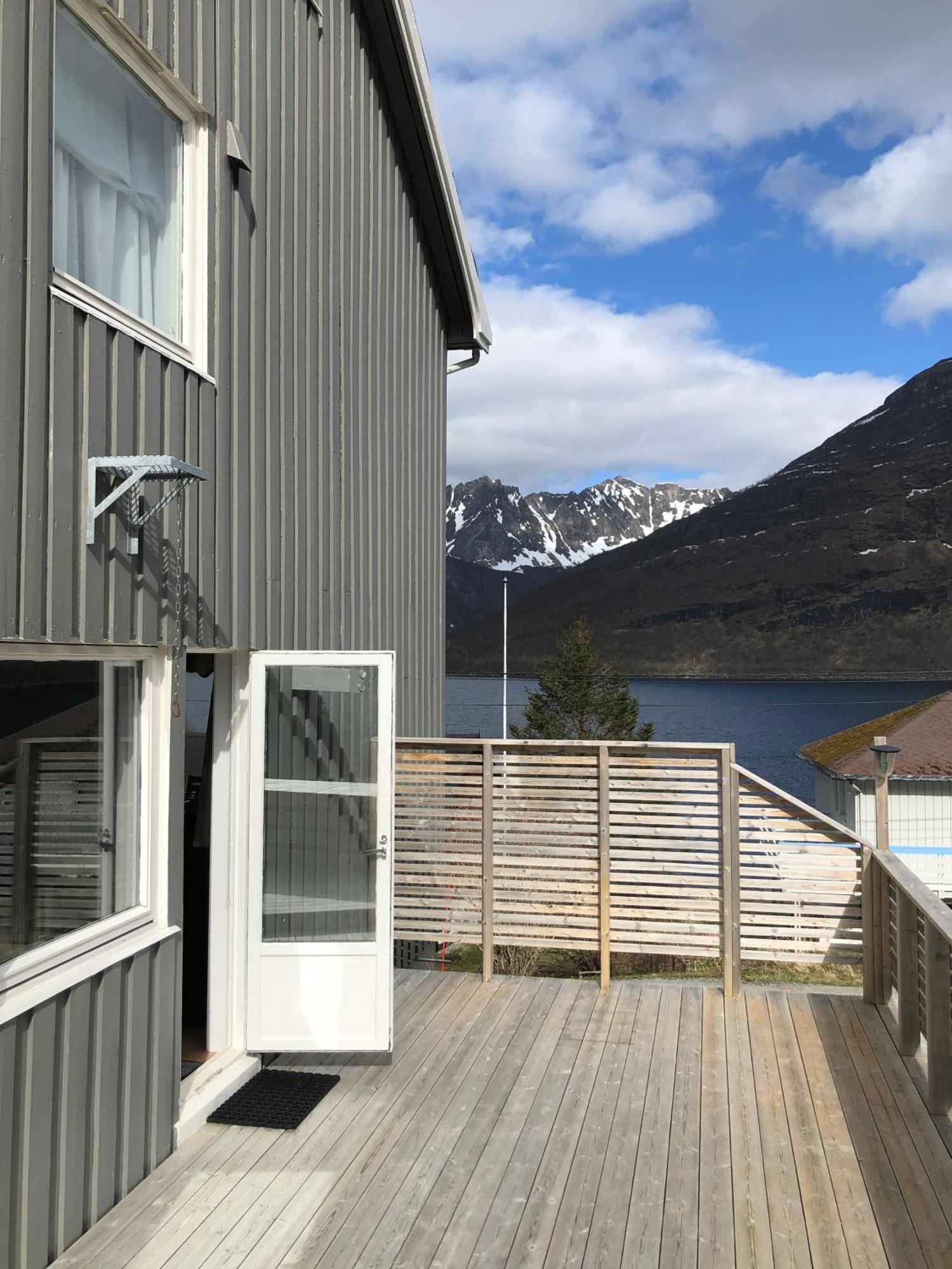 Segla Guesthouse - With View Of Fjord Fjordgard エクステリア 写真