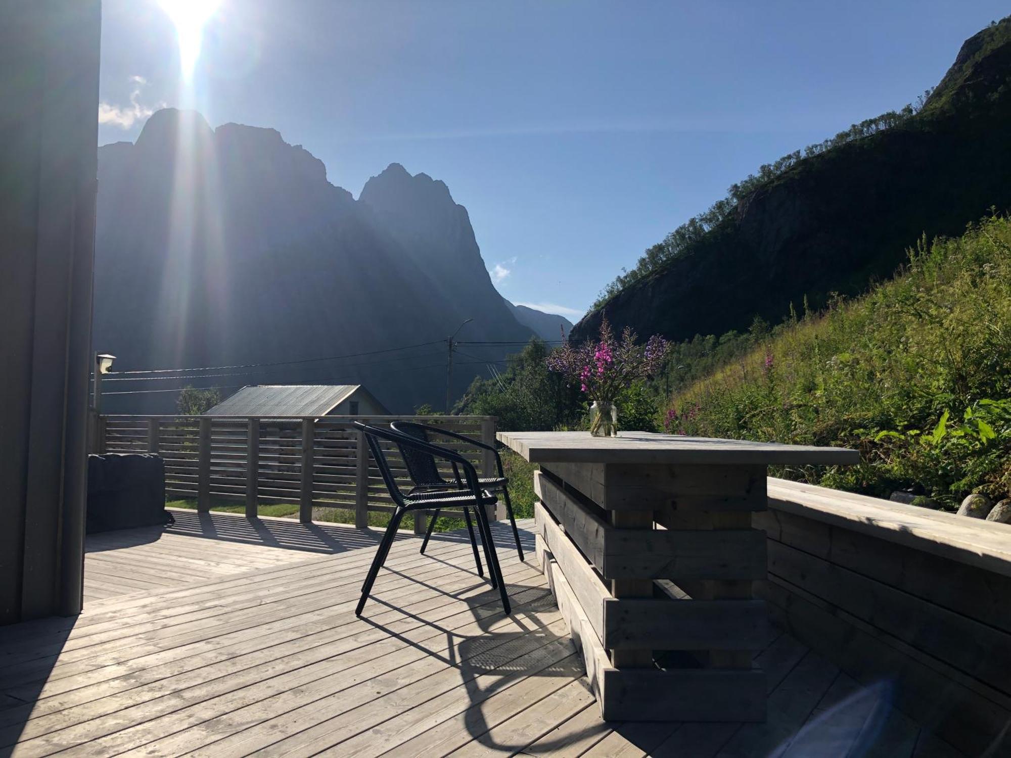 Segla Guesthouse - With View Of Fjord Fjordgard エクステリア 写真